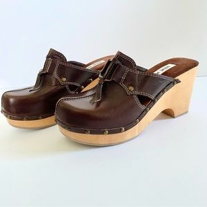 Vintage 90s Y2K Wood Clogs
